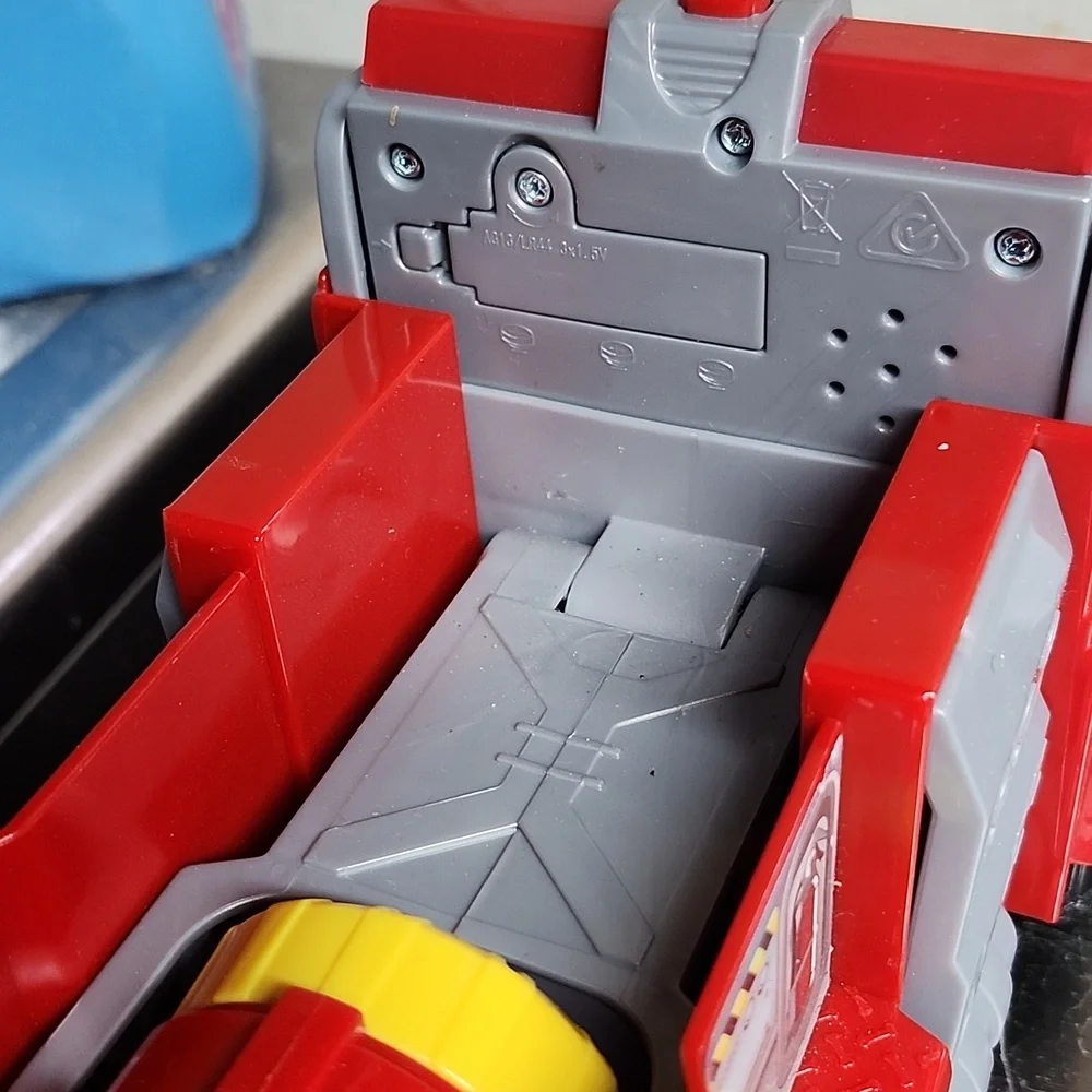🚒LIKE NEW!🐾PAW PATROL Red Fire Truck Toy w/Marshall Pup - Picture 15 of 16